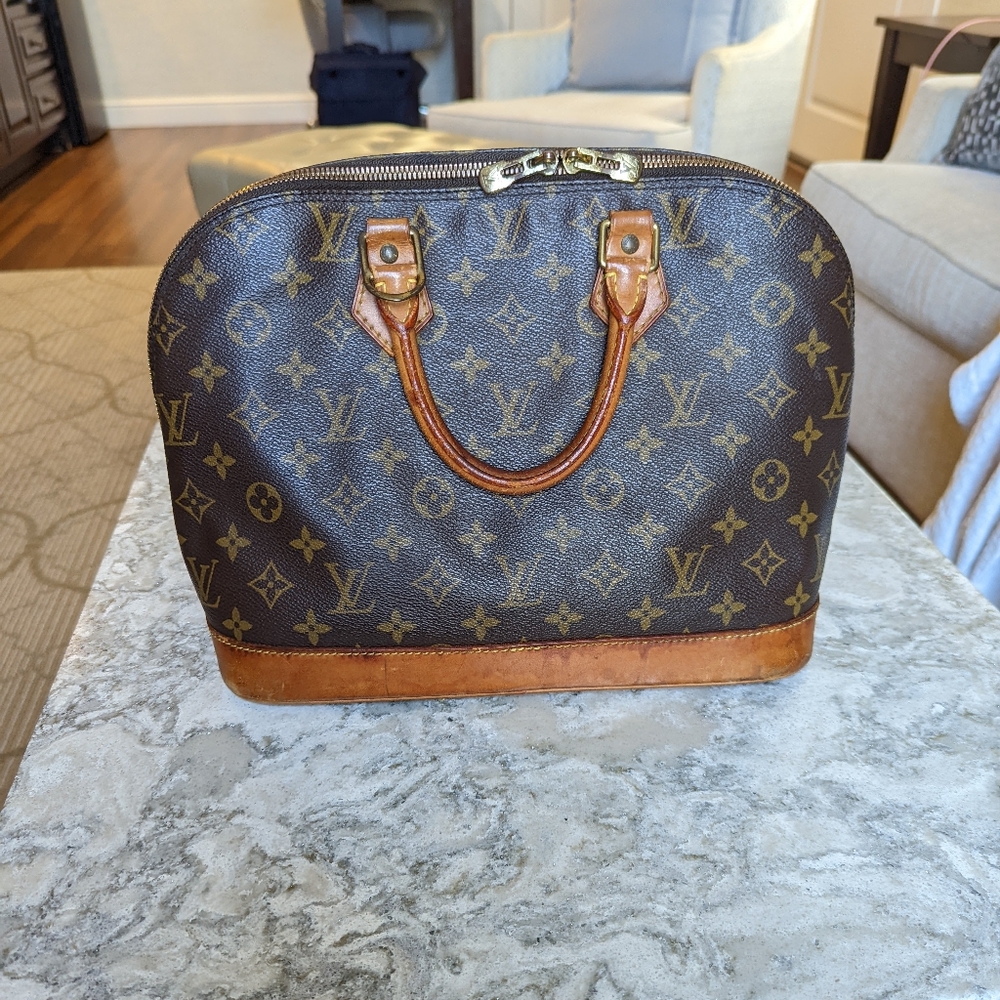 Louis Vuitton Alma